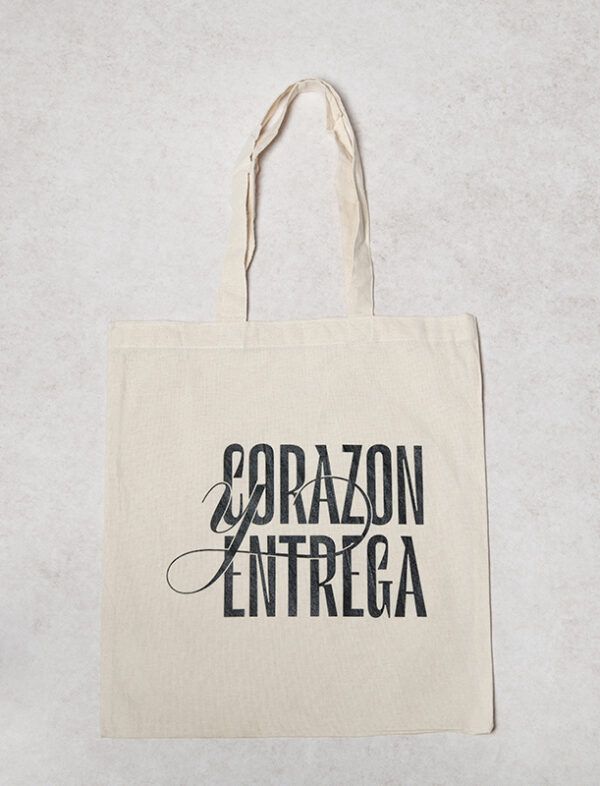 Totebag Corazon y entrega